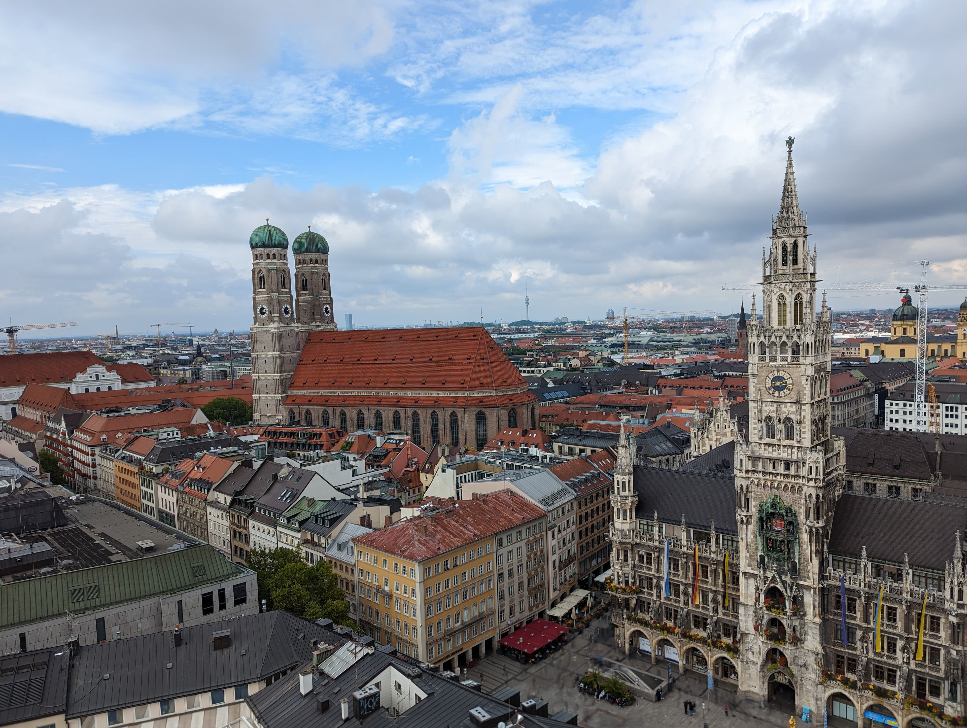 Marienplatz und Frauenkirche in der Münchner Altstadt